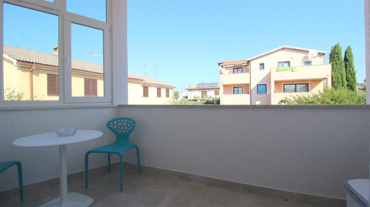 Tamaris, 600 M From The Beach Novigrad Istria 외부 사진